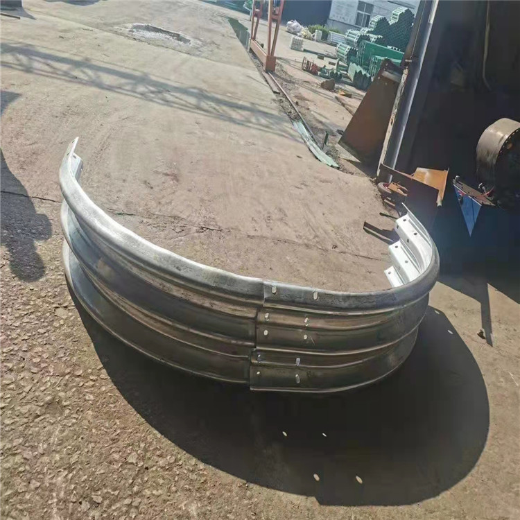 高速公路弯道护栏板弯弧机 护栏板弯板设备