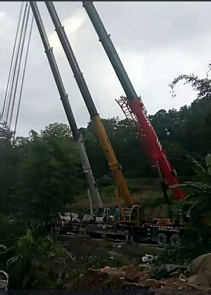 兰山区16-260吨吊车租赁 重型设备移位价格 提供各吨位型号