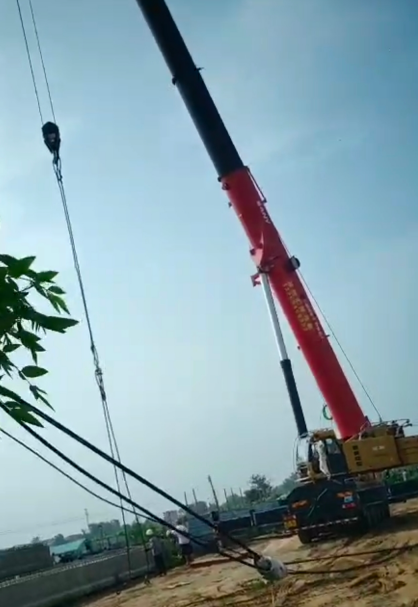 寒亭区8-50吨吊车出租公司 机器设备吊装价格 半个台班费咨询