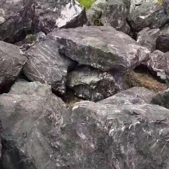 北京黑山石厂家批发 天然黑山石大量供应 原石景观石定制