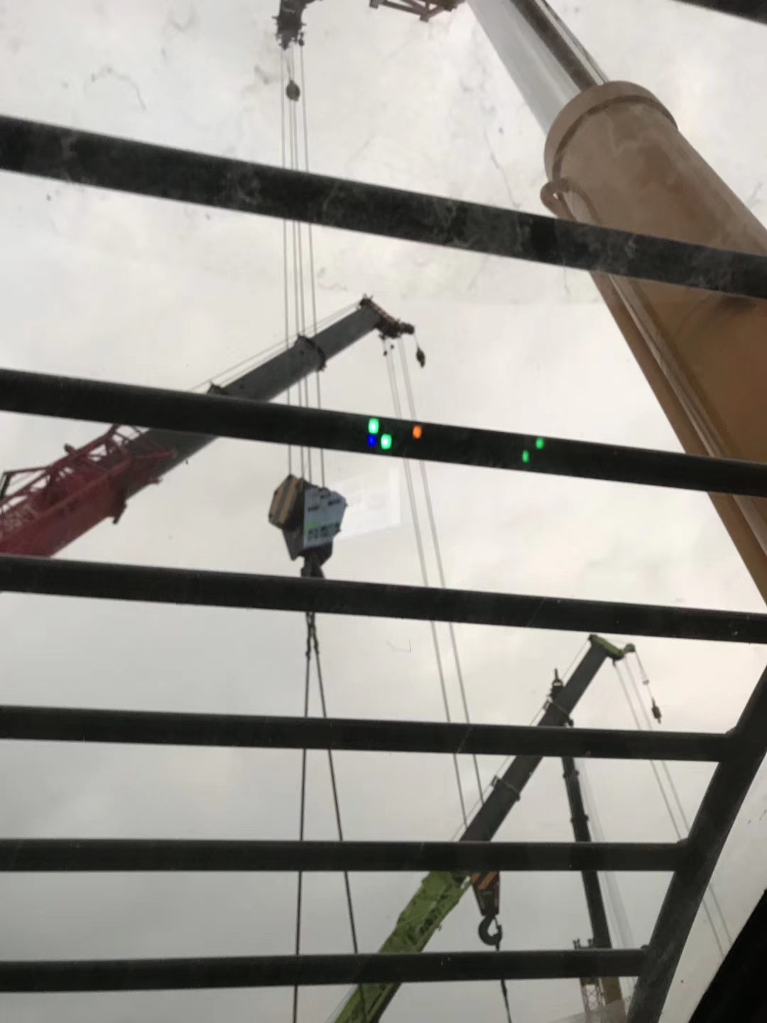 青秀区8-260吨吊车出租 地磅吊装安装公司 随叫随到