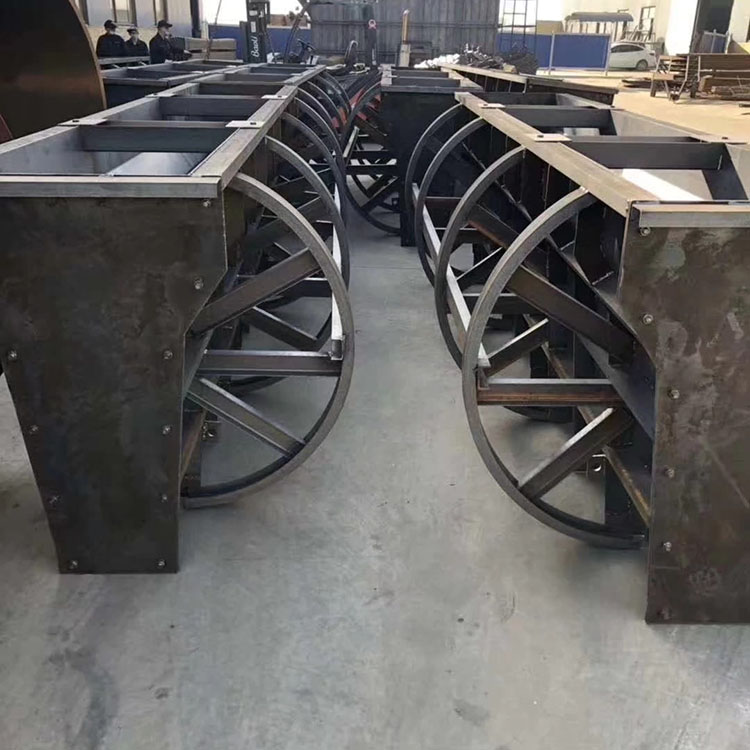 高速公路隔离墩模具  隔离墩铁模具 科畅模具 