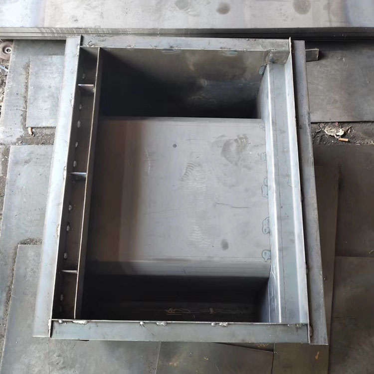 预制流水槽模具 水利流水槽模具 流水槽塑料模具 欢迎选购