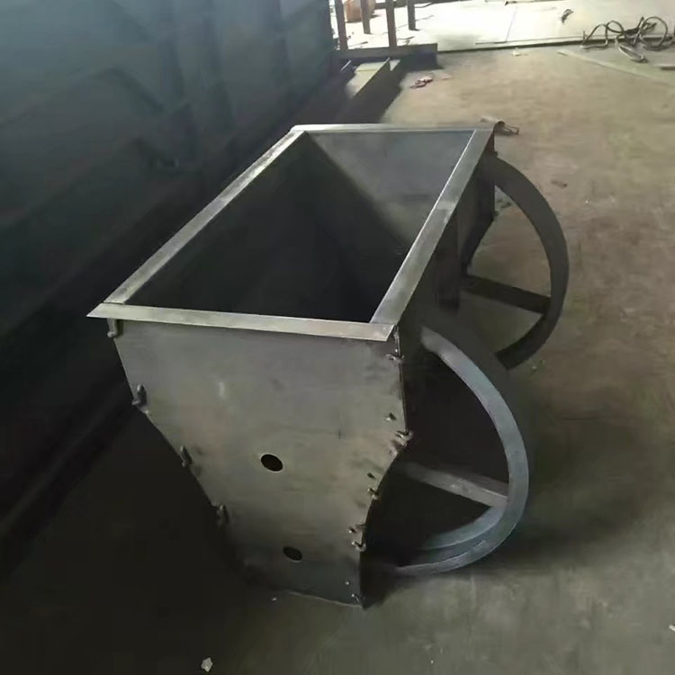 高速隔离墩模具价格 中央隔离带模具批发 隔离带护栏模具厂家