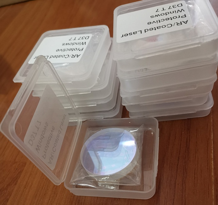 激光切割机保护镜片 石英保护镜片 光纤激光保护镜片 工业保护镜片