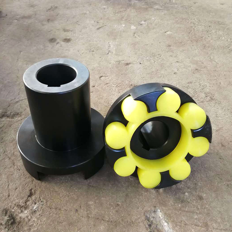 按需定做联轴器 梅花形弹性联轴器 严选选材 质量放心