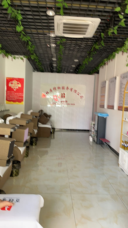 句容百姓居根治甲沟炎，无效退款
