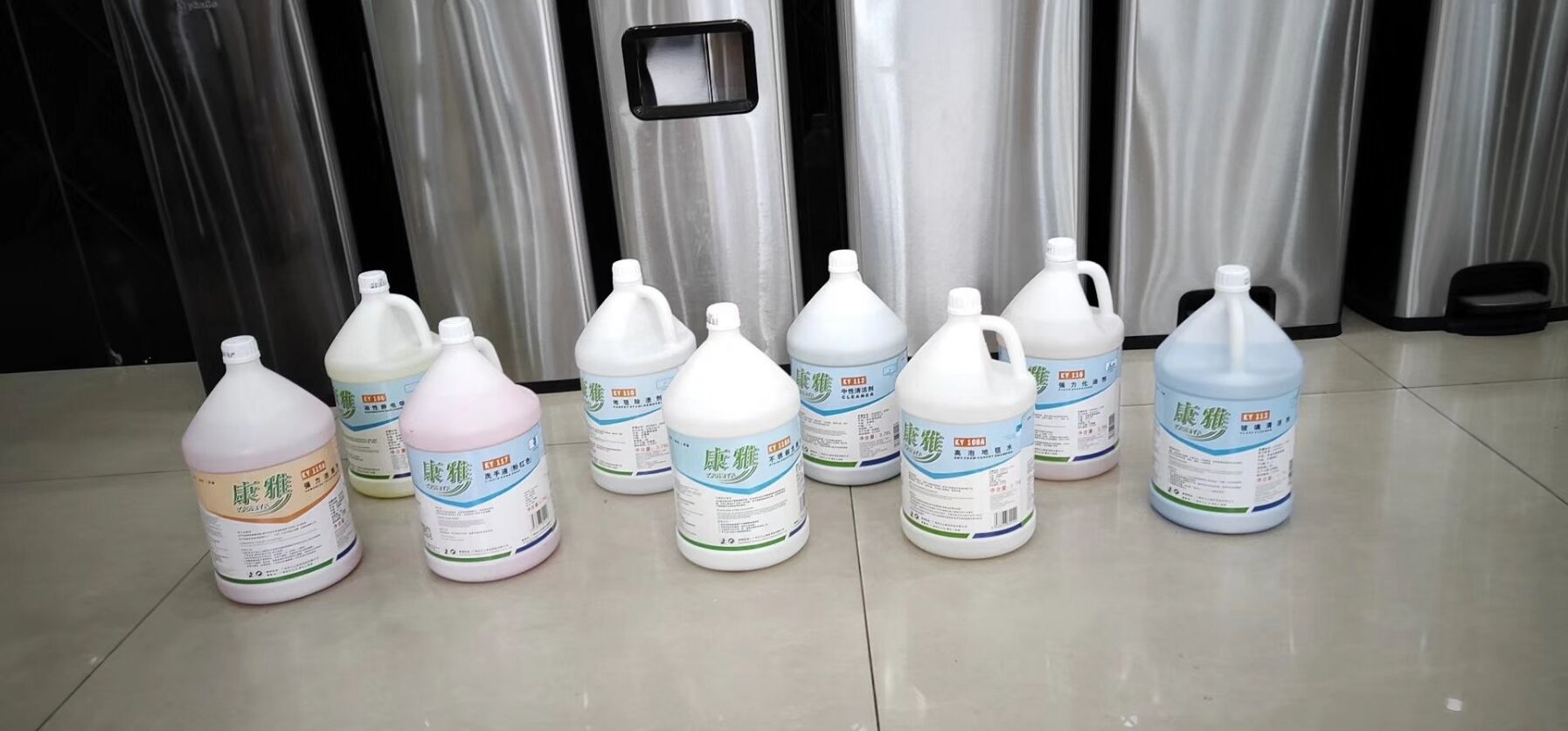 批发 栏杆隔离带  不锈钢脚踏分类垃圾桶 塑料分类垃圾桶 网红垃圾桶 成都厂家批发