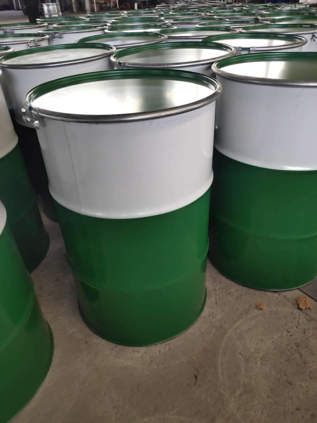 潍坊钢桶 危险品出口钢桶  208升烤漆桶   欢迎订购