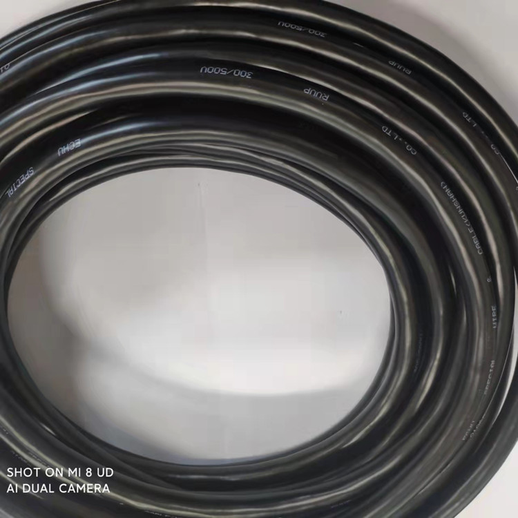 黑色电缆线物料号470047  8X075mm2 300V  1-8编号白底黑字10米