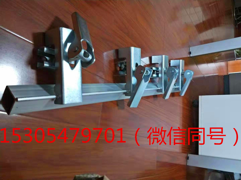 夹持器  防溢裙板夹持器  防溢裙板专用夹持器 