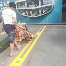 广州番禺南沙停车场车位热熔划线