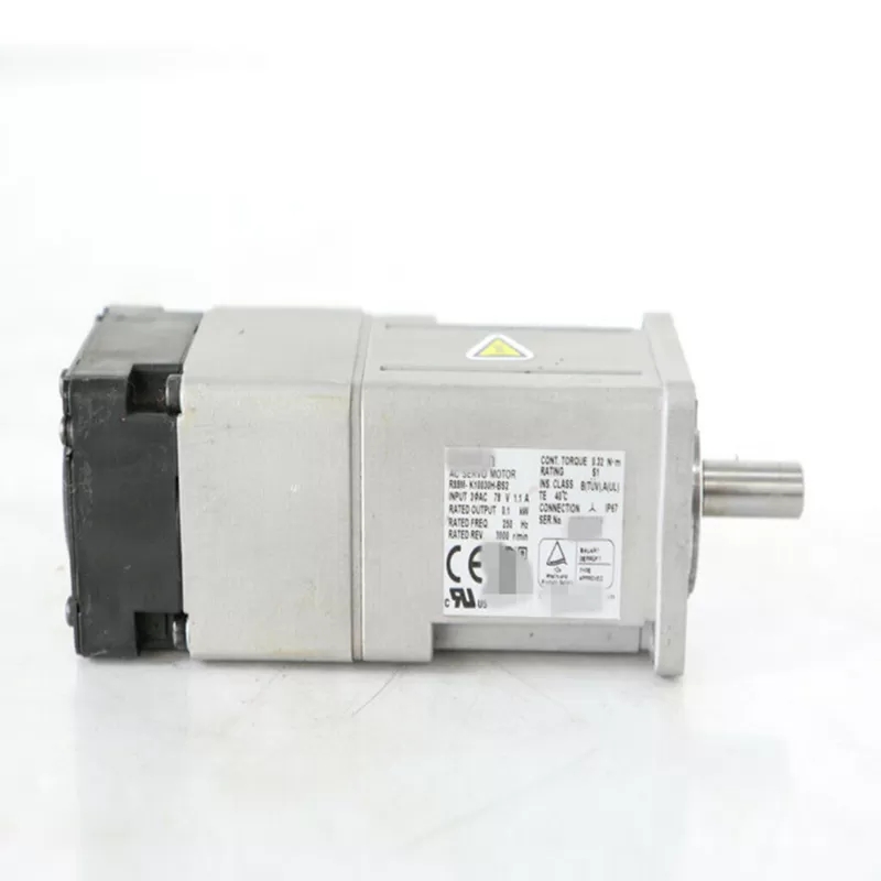 R88M-K05030H-BS2 Omron/欧姆龙 电机马达 控制器模块