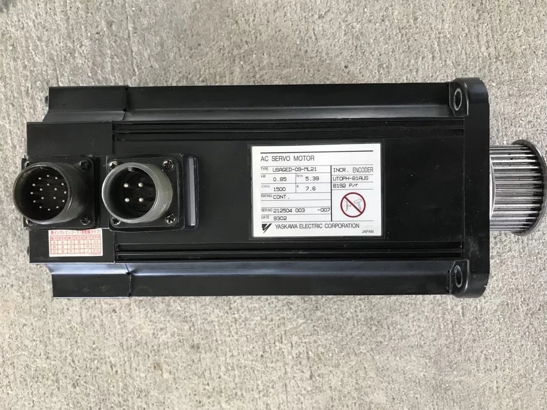 USAGED-09-ML21 安川 电机马达 控制器模块