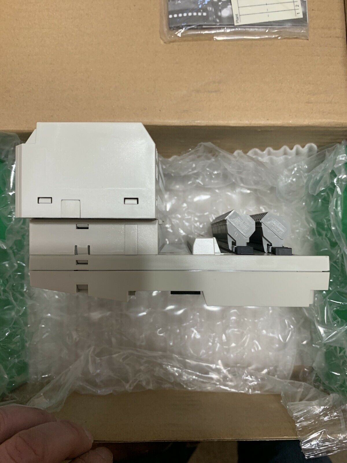 170adm69051 Schneider Electric/施耐德 控制器 模块