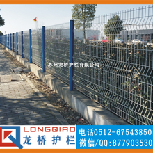 大同桃型柱护栏网 大同桃型柱围墙网 喷塑钢丝网片护栏网 龙桥