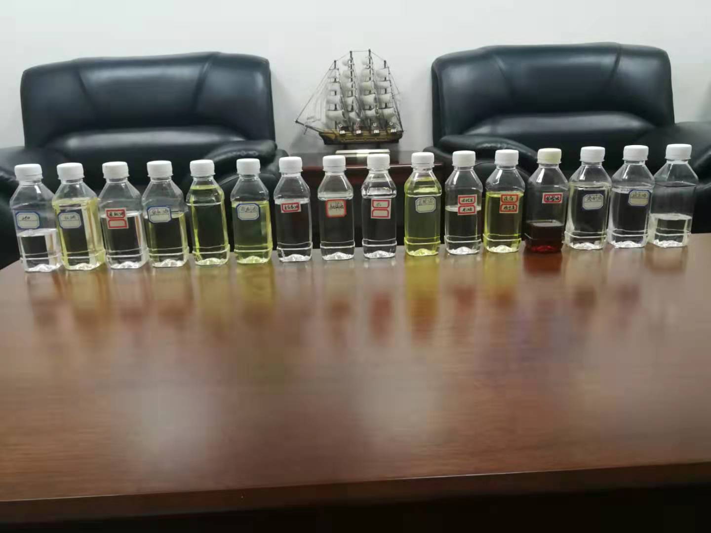油品脱色除味技术不用酸碱洗