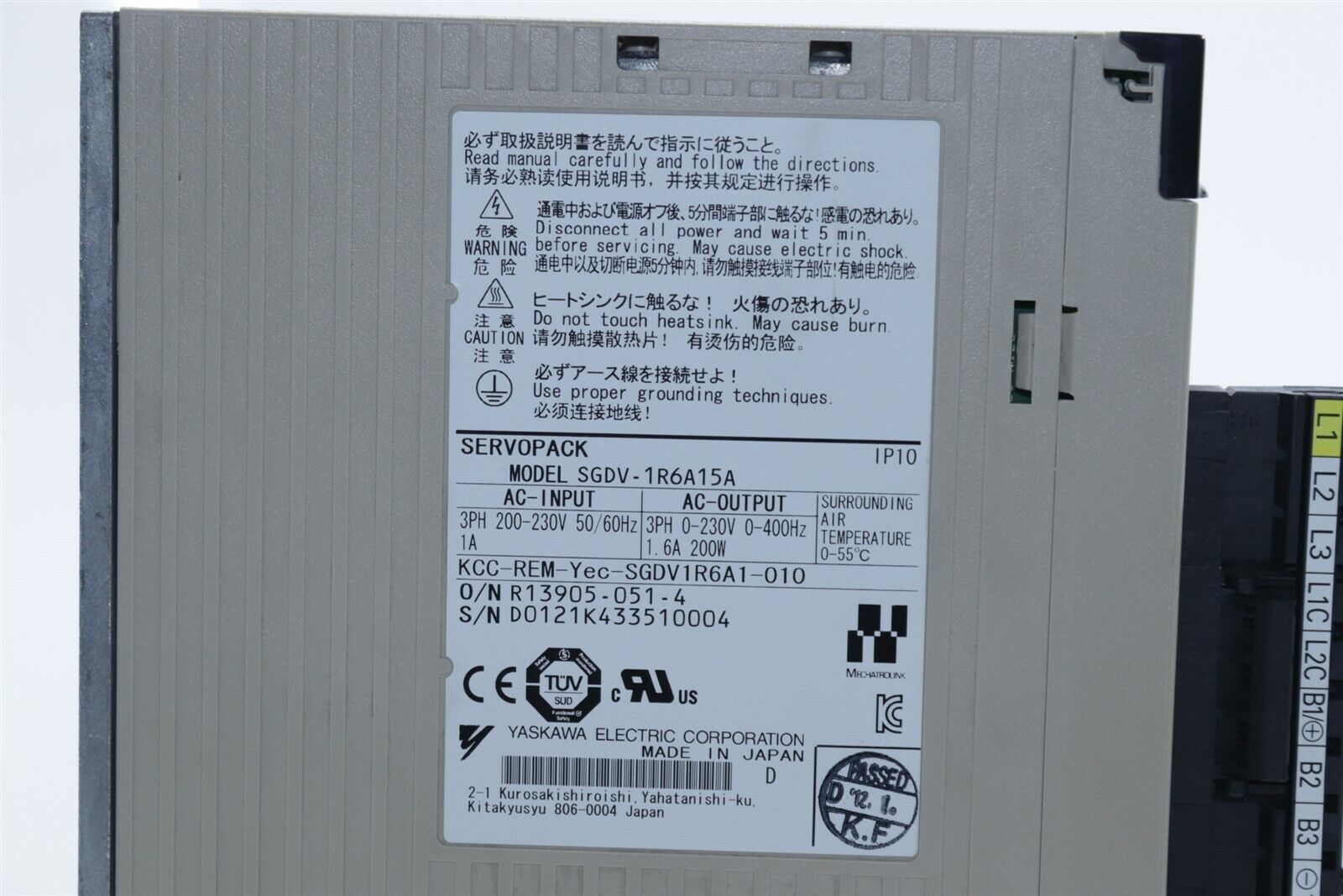 安川sgdv-1r6a15a交流电机