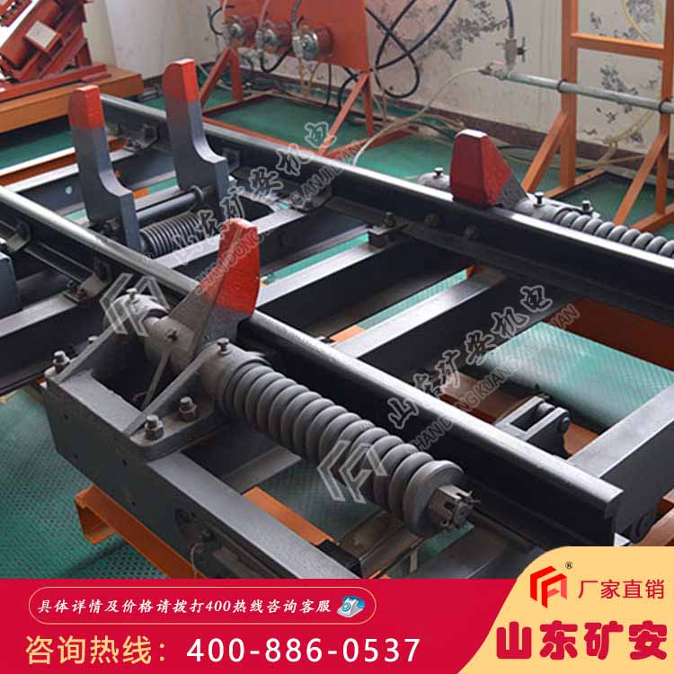 简易型阻车器使工人an全、方便、快捷地推车、停车
