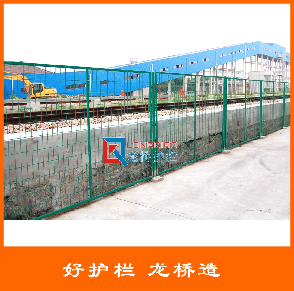 上饶小区围墙护栏网 上饶钢丝网围墙网片 浸塑绿色 龙桥