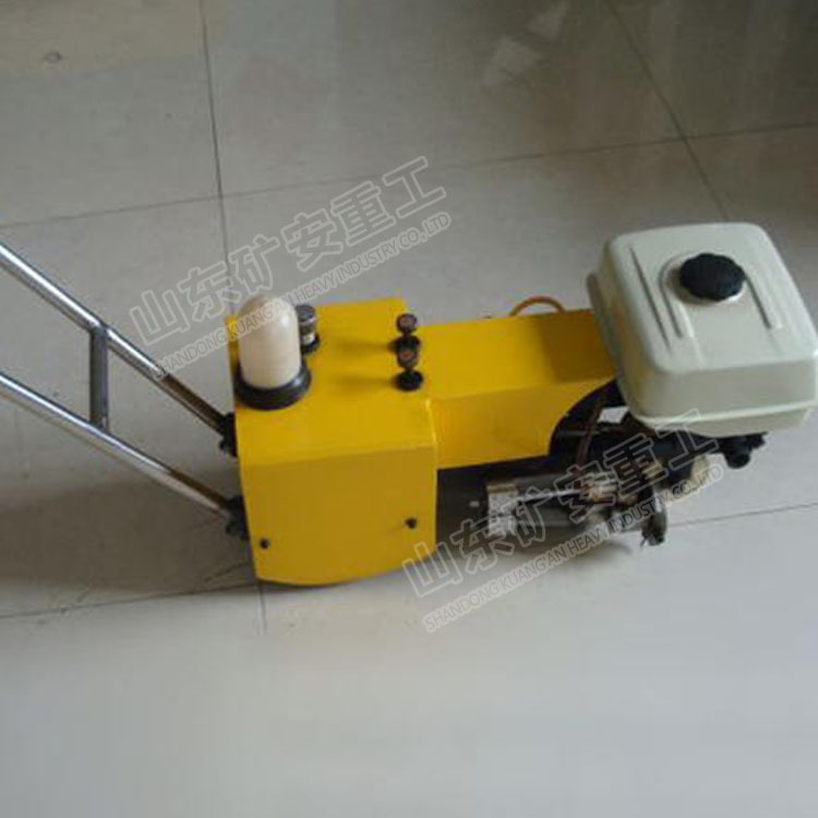 操作灵活 轨枕螺栓涂油器