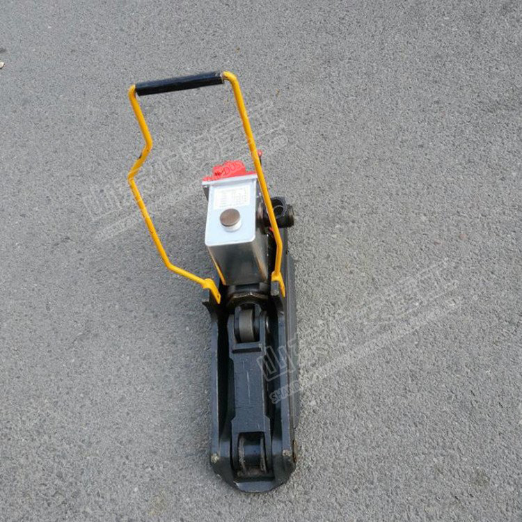 操作简便 液压拨道器