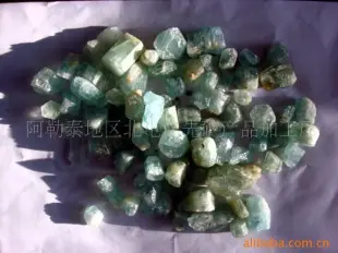新疆绿柱石原料 1（目） 电气石 阿勒泰地区北屯广先矿产品加工厂供应