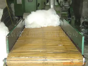 喷胶棉、纺丝棉、仿丝棉、水洗棉 纺织填充物 北京诚灵纺织制品供应