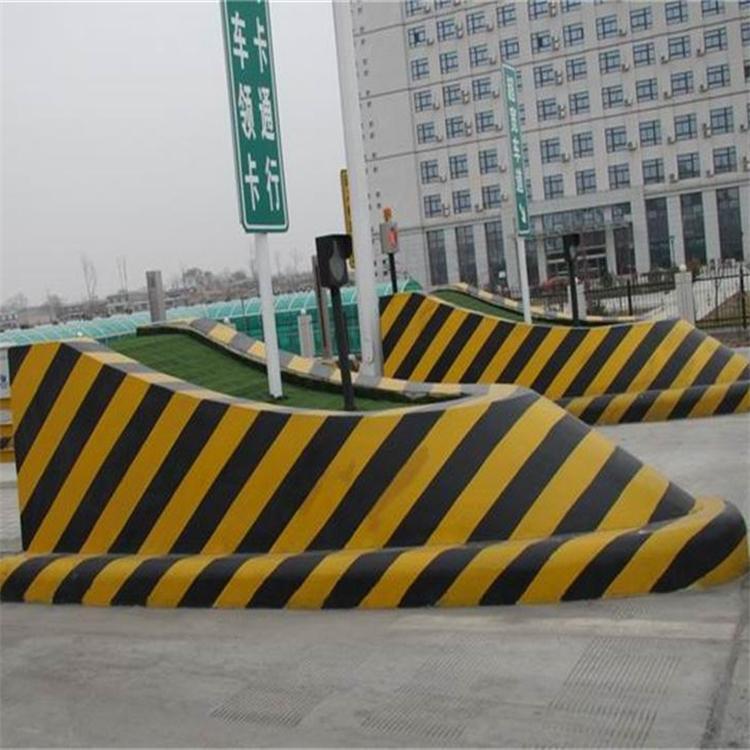 安全岛模具 高速安全岛模具 收费站安全岛模具