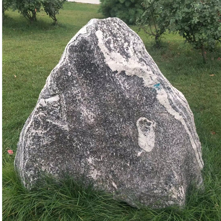 庭院景观石：打造个性化的户外生活空间