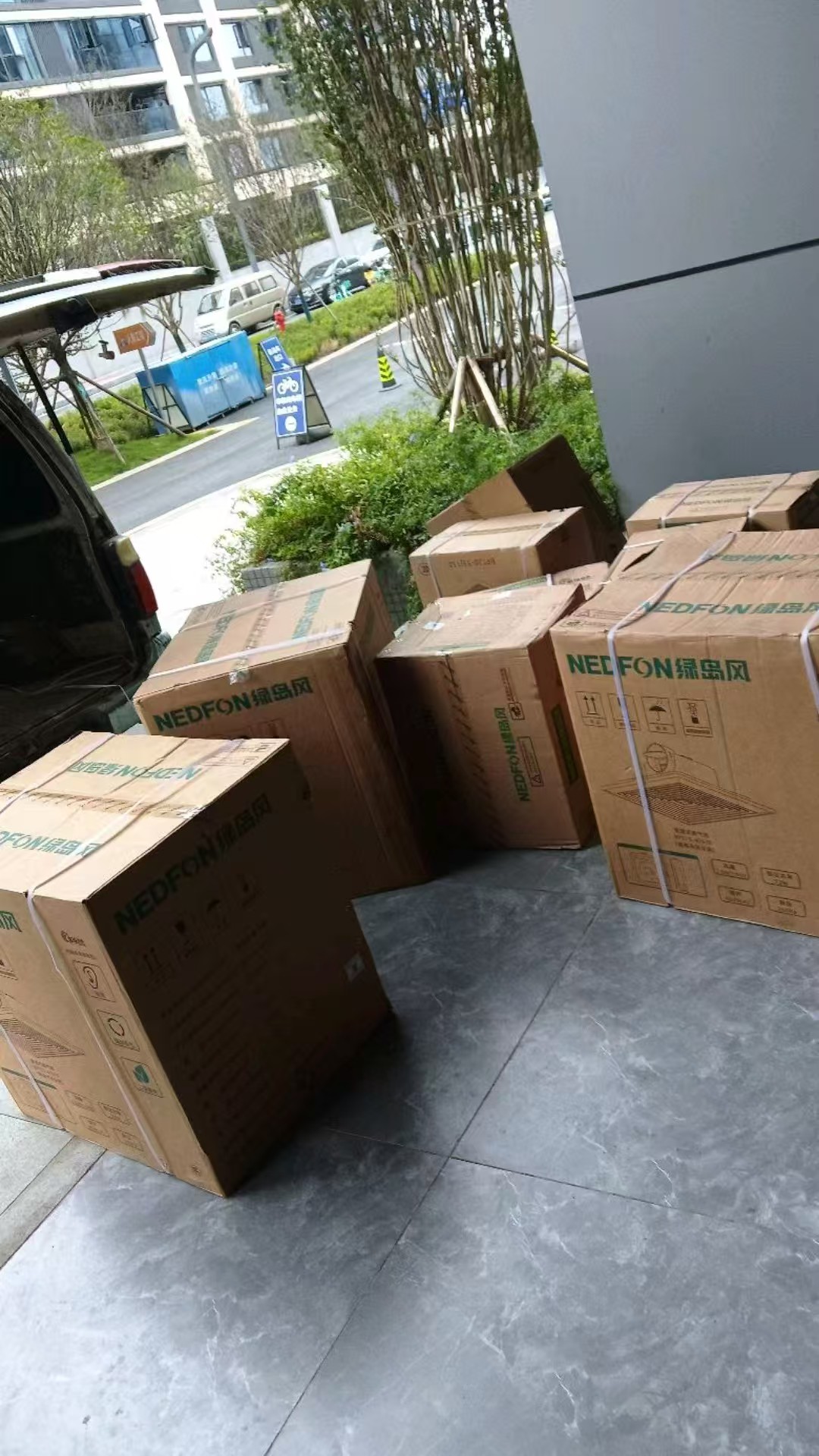 人体感应风幕机产品图