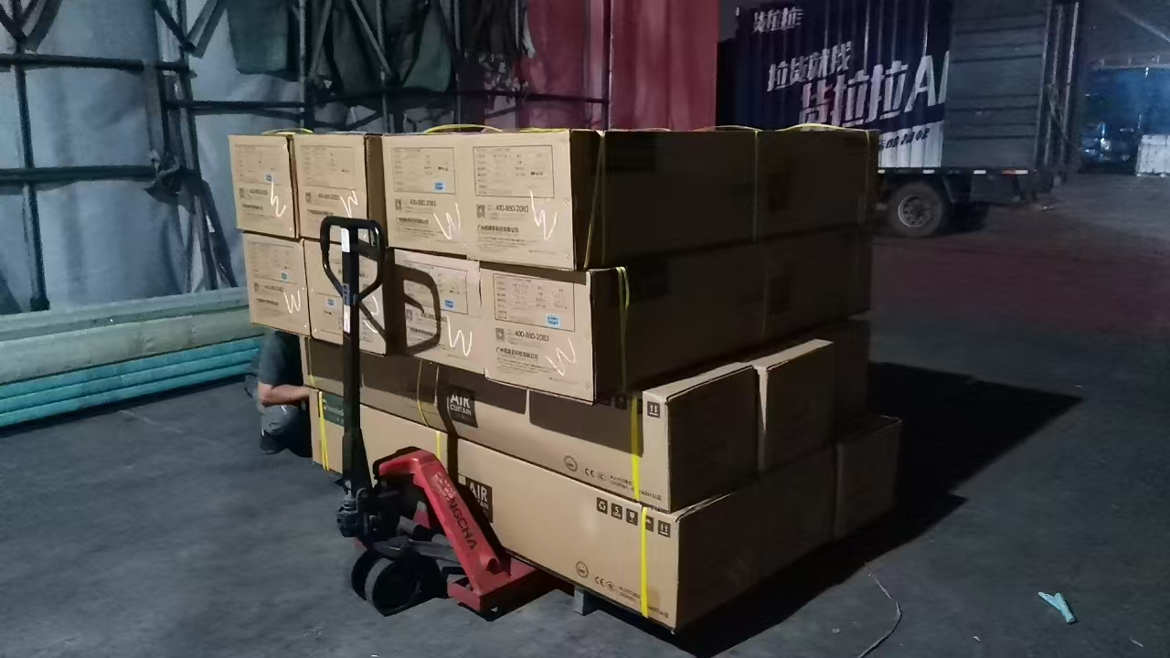 工业车间水暖风热风幕机案例现场